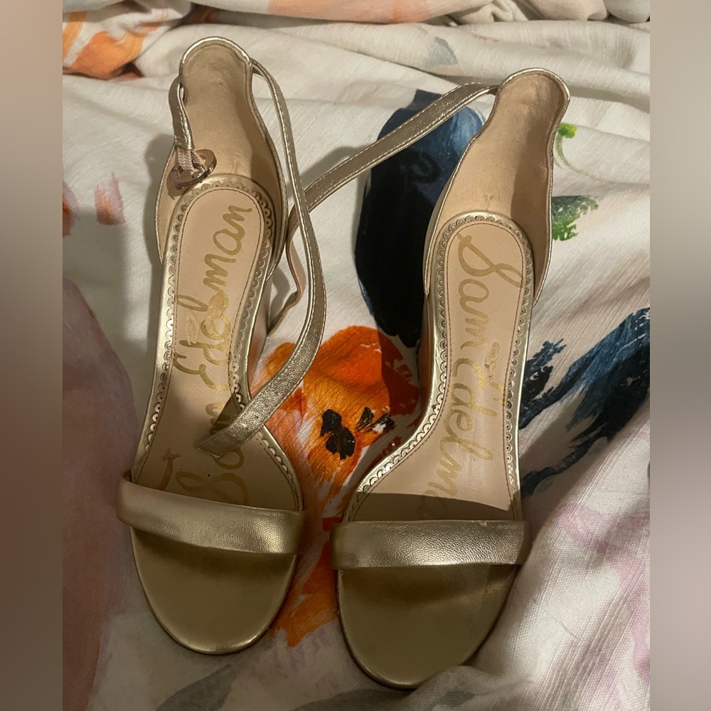 Sam Edelman Gold Neesa Wedge - Picture 2 of 4